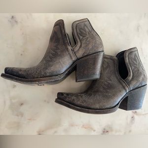 Ariat Dixon Western Boot Size 8